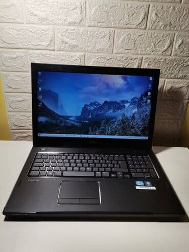 Dell: Dell Vostro 3750 je jak laptop sa velikim ekranom, namenjen — 1