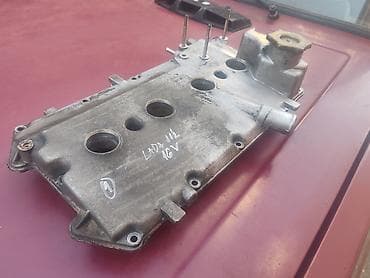 border koli oglasi: Poklopac motora Lada 112-16V br.1. Polovno, očuvano. Skinuto sa — 6