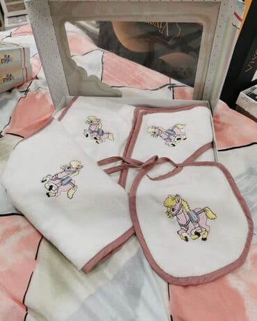 lc waikiki bebe decaci: Bebi set 100% pamuk Bade mantil velicina 1 Peskir za kupanje Peskir za — 3