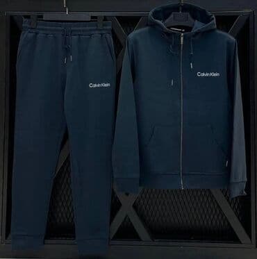 Komplet trenerke Calvin Klein – gornji deo sa kapuljačom i na lalafo.rs Komplet trenerke Calvin Klein – gornji deo sa kapuljačom i