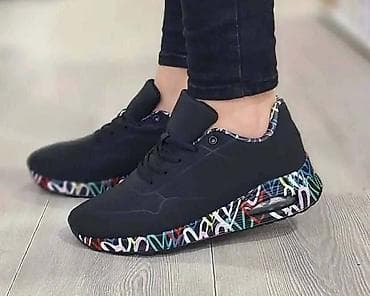 nike air force zimske: Ženske patike – više modela Doatupni brojevi od 36 do 41 - Dizajn — 2