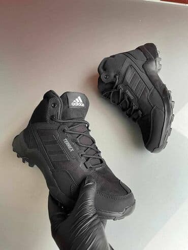 asics patike duboke: Patike — 18
