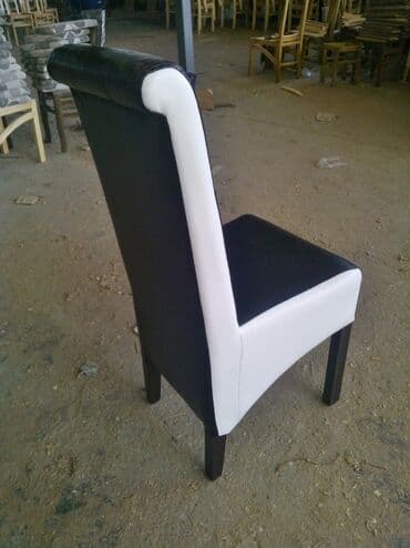 kupujemprodajem stolice za ljuljanje: Stolice sa dugmetom 4200,bez dugmeta 3800 din dostava 2500 — 8