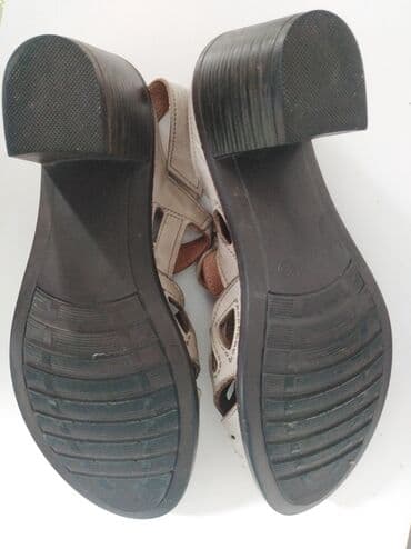 mokasine novi sad: Sandals, 39 — 5