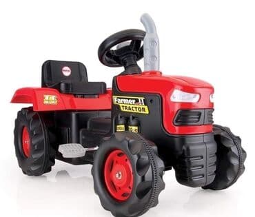 Traktor na pedale Traktor koji se pokreće pomoću pedala, namenjen na lalafo.rs Traktor na pedale Traktor koji se pokreće pomoću pedala, namenjen