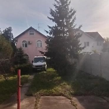 prodaja kuca u pancevu: 270kvadrata kuca 2000te godine pravljena. na 17ari placa. iz bgda kada — 1