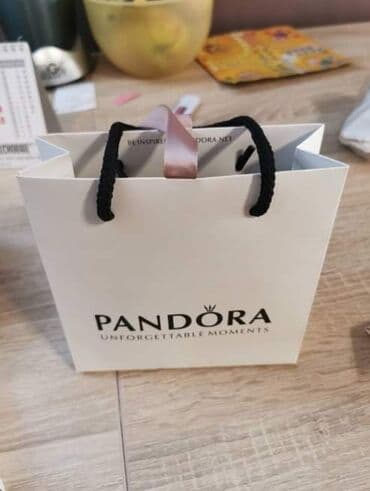 kutija za nakit pandora: PANDORA narukvica sa original pakovanjem Cena:3500din Set sadrzi — 4