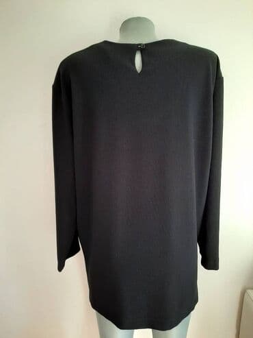 Tunika Italy 44 cena 750 poliester elastin Sirina grudi 61-67 duzina — 2