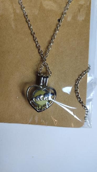 ogrlica krstic: Ogrlica sa priveskom u obliku srca - Materijal: metalna legura — 4