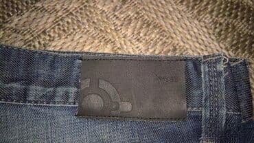 maslinasto zelene pantalone kombinacije muske: Bonobo jeans — 12