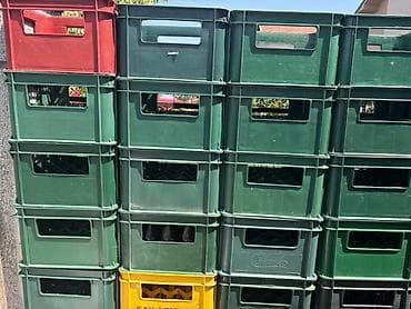 ukrasi od stiropora za novu godinu: Plastične gajbe za pivo sa i bez flasa,Zajecarsko bez — 1