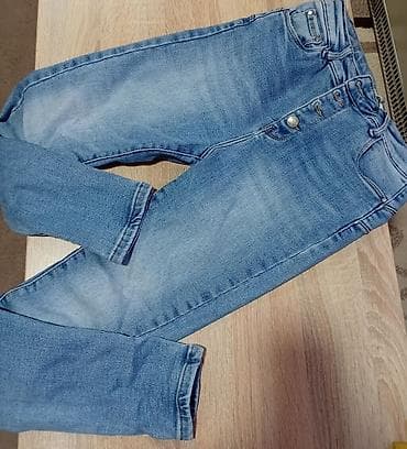leprsave pantalone: Velicina,M. Cena 800 — 2