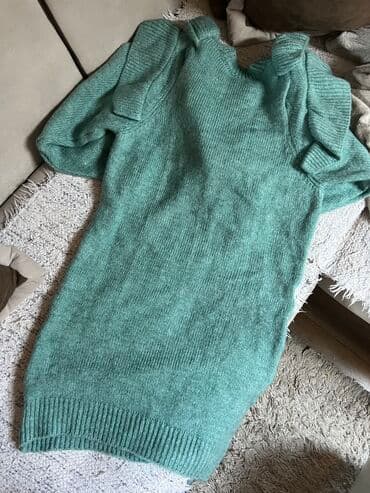 crop top h m: Haljina, puna trikotaža, udobna, topla, prijatna za nošenje — 4