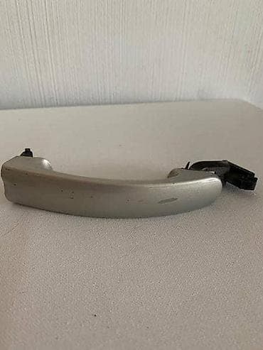 ajkula antena za auto: RUČICA VRATA ZA VOLKSWAGEN GOLF 6 OD 2008. DO 2013. GOD. - 1K5 837205 — 1
