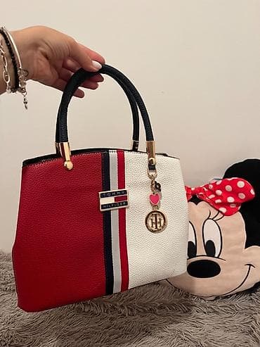 Tommy hilfiger torba akcija 2500 din kozna na lalafo.rs Tommy hilfiger torba akcija 2500 din kozna