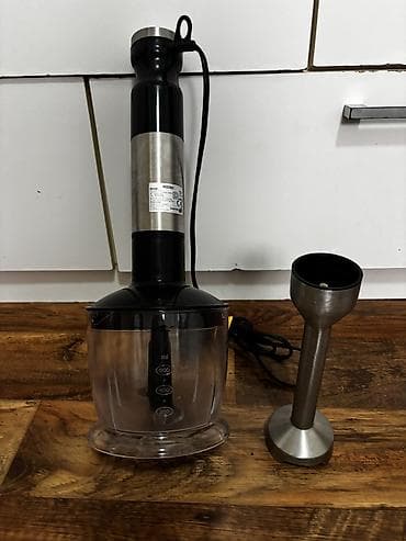 slike koje greju: Ručni štapni blender sa seckalicom i čašom za mešanje je potpuno — 4