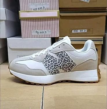 brojevi patika us: NB Clasic
Cena: 3700din ❤️‍🔥
Brojevi: 36-46
pb — 2