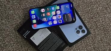 polovni monitori 22: IPhone 13 Pro Max – Sierra Blue - Ekran: 6.7" Super Retina XDR OLED — 3