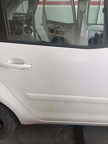 VRATA ZA CITROEN C4 PICASSO OD 2007. DO 2012. GOD. | bela I crna