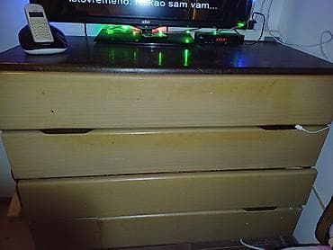 Ostalo: Komoda — 1