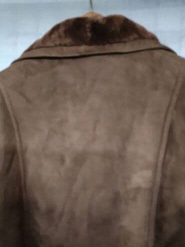 Kaputi i mantili: Muska bunda Odlicno ocuvana Velicina 50 Mere Ramena 52 Grudi 56 — 6