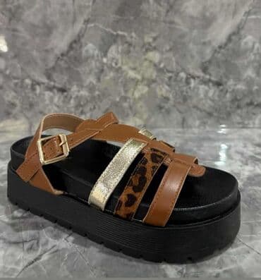 crop top c a: Sandals, Betsy, 41 — 8