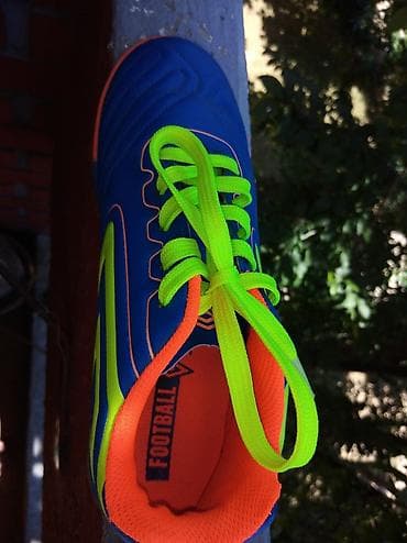 lako sklopiva kolica za bebe: Umbro dečije patike za fudbal u sali (futsal) - Model: Umbro — 2