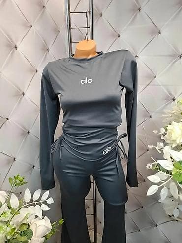 Ženski sportski komplet “alo” – dva dela - Model: gornji deo i donji