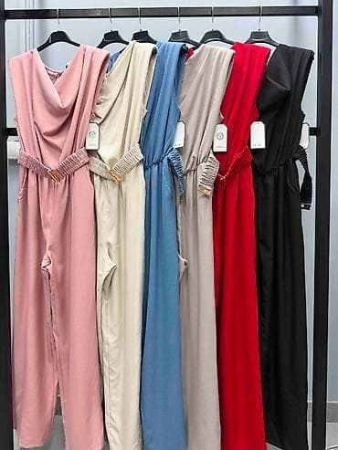 haljine must have: 07. Kombinezon MUST HAVE
S M L XL
Cena : 3.090 dinara H — 4