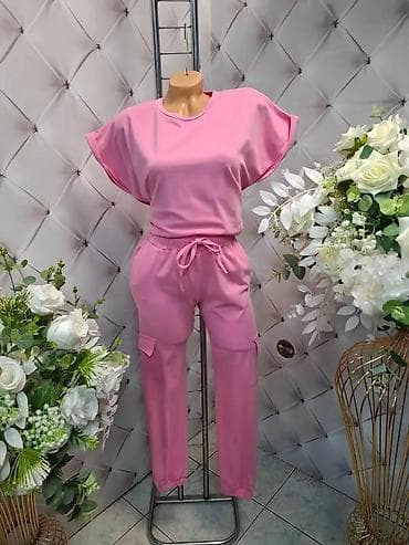 Gornji i donji deo: Ženski komplet – dukserica kratkih, širokih rukava + pantalone sa — 4