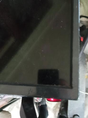 polovni tv: Sharp LCD televizor – model LC-32HG5242E u delovima - Dijagonala: 32 — 2