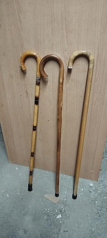 Drvene štapovi za hodanje – set od 3 komada - Materijal: puno drvo na lalafo.rs Drvene štapovi za hodanje – set od 3 komada - Materijal: puno drvo