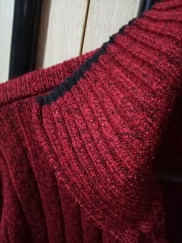 djak zenske patike adidas: Zenski dzemperak 600din — 3