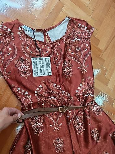 maturske haljine pancevo: Uni veličina. Elegantan prelep kombinezon. Italijanski. Svila saten — 3