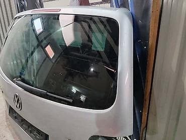frizider na upaljac: GEPEK VRATA ZA VOLKSWAGEN TOURAN OD 2003. DO 2006. GOD. | Gepek — 1