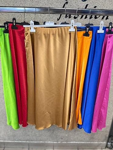 ranac beli: 06. Saten suknja 2.100 dinara H — 4