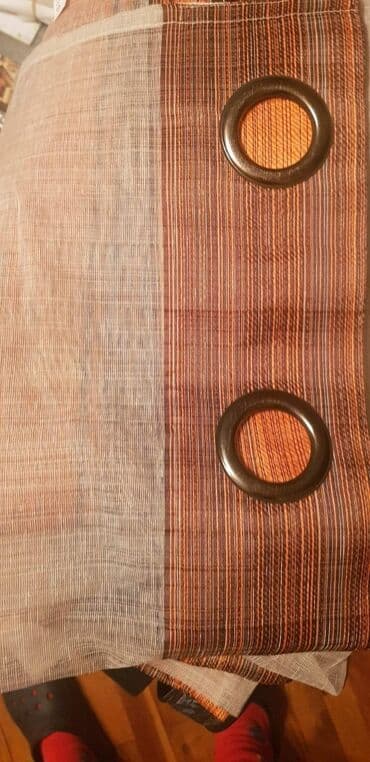 draperi: Draperi 2kom
Cena: 3400din. K — 4