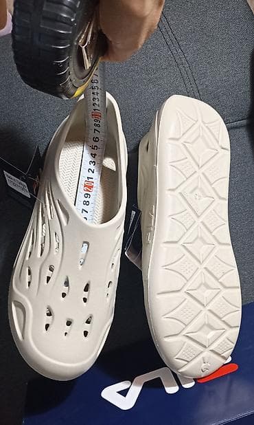 dm papuce za plazu: Fila klompe/sandale – bež - Model: Fila penušaste klompe sa — 9