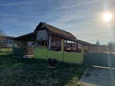 izdajem kucu na cuvanje beograd: Na prodaju prostrano seosko domaćinstvo sa velikim ograđenim placem i — 4
