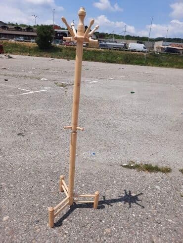 forma ideale cipelarnik i civiluk: Civiluk stojeći 
cena 3000 dinara — 1