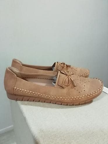 guess mokasine zenske: Nove preudobne krem mokasine 39 broj. Unutrašnje gazište 25 cm — 4