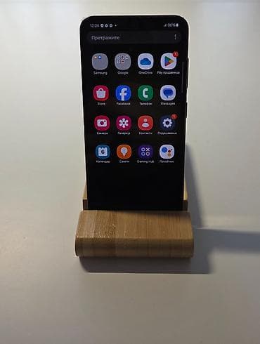 Video Games & Consoles: Mobilni telefon Samsung Galaxy S23 Prodajem polovan Samsung mobilni — 3