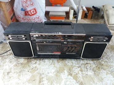 IPod & MP3 Players: Sharp gf 320. 
ispravan. fixno 1999d — 7