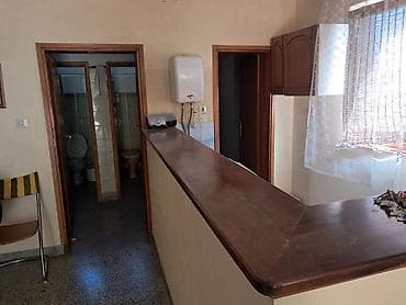 kupujemprodajem kuće arilje: Vikendica na Fruškoj gori, 156m2 Nalazi se u neposrednoj blizini — 7