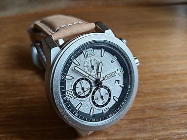 vodootporan sat 20 bara: Kućište od nerdjajućeg čelika, prečnik kućišta 44 mm, debljina kućišta — 10