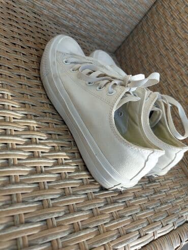 replay is more patike: Converse, 38, color - White — 5