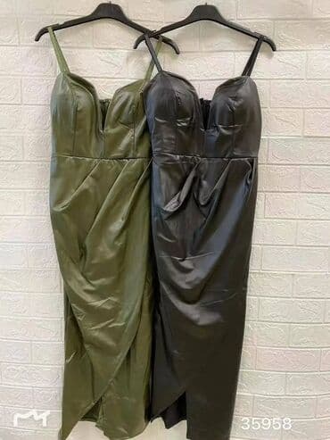 Donji delovi trenerke: 2700din🧚🧚 — 3