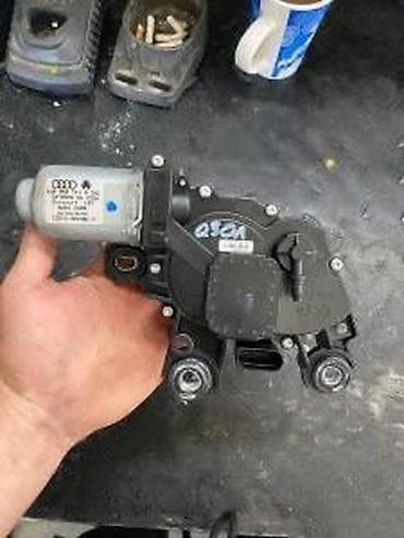 audi q7 akumulator: AUDI Q3 DELOVI MOTOR ZADNJEG BRISACA 8U0955711A | Audi a1  a3 a4 a5 — 3