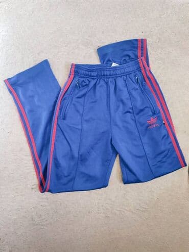 lacoste zenska trenerka: M/L
1500din — 1