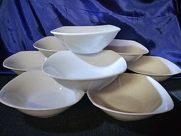 Cinije nove,vintaz Van Well porcelan,nemacke. Cinije za